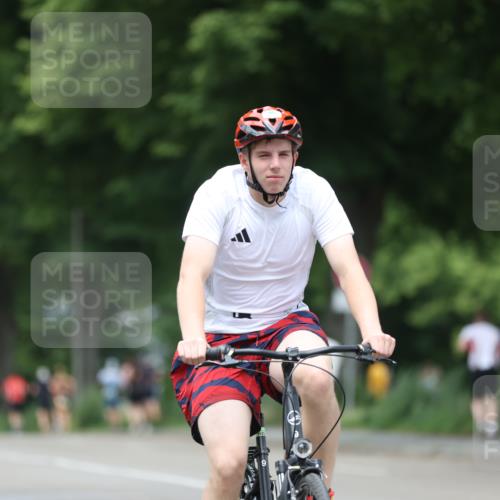 15.06.2025 - 7 Türme Triathlon Yannick Fuchs http://msf.ph/oto/7956997 15.06.2025 13:42:15 Radfahren 1082 meine-sportfotos.de