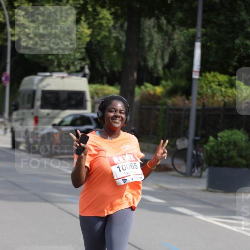 15.06.2025 - REWE Women's Run Jannik Wohlers http://msf.ph/oto/7956998 15.06.2025 09:14:28 Laufen  meine-sportfotos.de