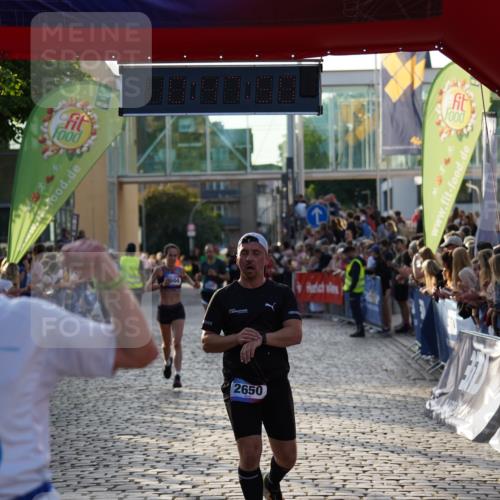 13.06.2025 - Holstenköstenlauf Felixshl http://msf.ph/oto/7957014 13.06.2025 19:47:49 Laufen 2207, 2377, 2485, 2604, 2650 meine-sportfotos.de