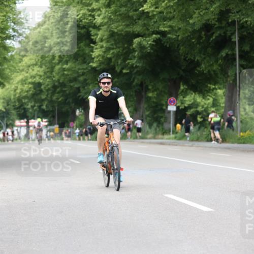 15.06.2025 - 7 Türme Triathlon Yannick Fuchs http://msf.ph/oto/7957026 15.06.2025 13:42:26 Radfahren 320 meine-sportfotos.de