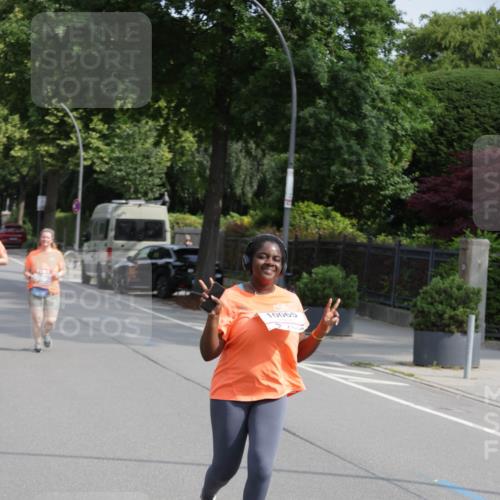 15.06.2025 - REWE Women's Run Jannik Wohlers http://msf.ph/oto/7957052 15.06.2025 09:14:29 Laufen 10065 meine-sportfotos.de