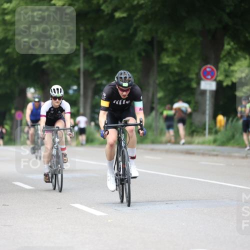 15.06.2025 - 7 Türme Triathlon Yannick Fuchs http://msf.ph/oto/7957070 15.06.2025 13:42:36 Radfahren 675, 1065, 1147 meine-sportfotos.de