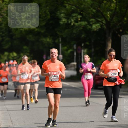 15.06.2025 - REWE Women's Run Dr. Thomas Lammeyer http://msf.ph/oto/7957071 15.06.2025 09:47:19 Laufen 0425, 10750, 0448 meine-sportfotos.de