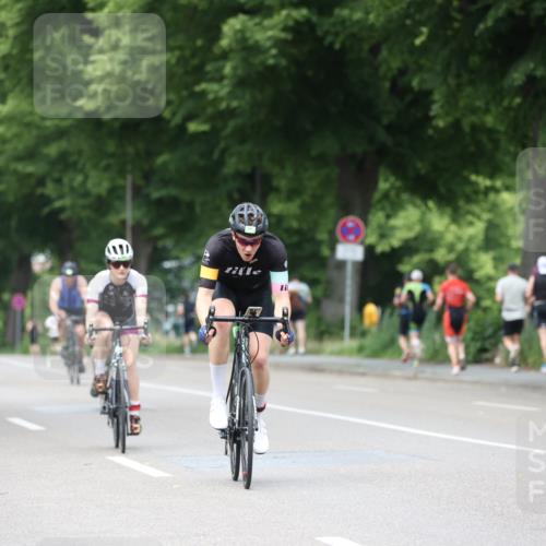15.06.2025 - 7 Türme Triathlon Yannick Fuchs http://msf.ph/oto/7957076 15.06.2025 13:42:36 Radfahren 675, 1065, 1147 meine-sportfotos.de