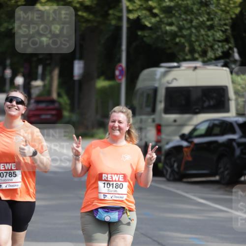 15.06.2025 - REWE Women's Run Jannik Wohlers http://msf.ph/oto/7957084 15.06.2025 09:14:31 Laufen 0785, 10180 meine-sportfotos.de