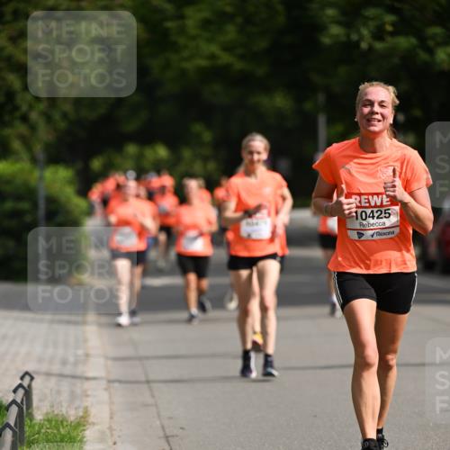 15.06.2025 - REWE Women's Run Dr. Thomas Lammeyer http://msf.ph/oto/7957111 15.06.2025 09:47:21 Laufen 10425 meine-sportfotos.de