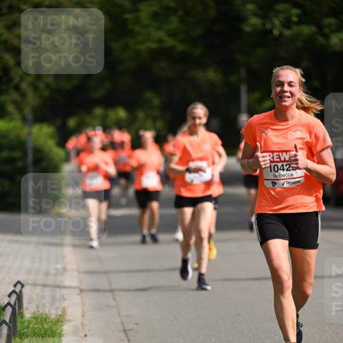15.06.2025 - REWE Women's Run Dr. Thomas Lammeyer http://msf.ph/oto/7957116 15.06.2025 09:47:21 Laufen 1042 meine-sportfotos.de