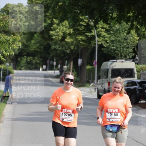 15.06.2025 - REWE Women's Run Jannik Wohlers http://msf.ph/oto/7957147 15.06.2025 09:14:33 Laufen 10180, 10785 meine-sportfotos.de