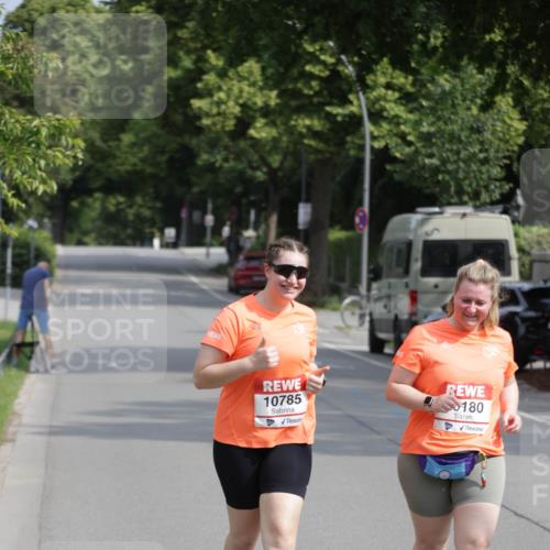 15.06.2025 - REWE Women's Run Jannik Wohlers http://msf.ph/oto/7957163 15.06.2025 09:14:33 Laufen 10785, 180, 4 meine-sportfotos.de