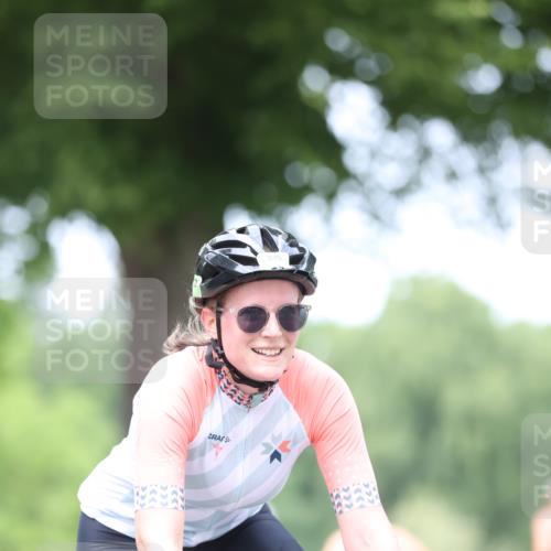 15.06.2025 - 7 Türme Triathlon Yannick Fuchs http://msf.ph/oto/7957203 15.06.2025 13:43:04 Radfahren 281, 379, 509 meine-sportfotos.de