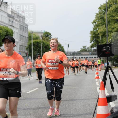 15.06.2025 - REWE Women's Run Jannik Wohlers http://msf.ph/oto/7957211 15.06.2025 09:43:52 Laufen 155, 5175, 1000, 5542 meine-sportfotos.de