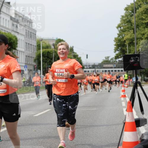 15.06.2025 - REWE Women's Run Jannik Wohlers http://msf.ph/oto/7957214 15.06.2025 09:43:52 Laufen 5175, 5542 meine-sportfotos.de