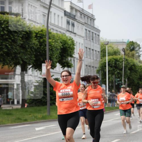 15.06.2025 - REWE Women's Run Jannik Wohlers http://msf.ph/oto/7957242 15.06.2025 09:43:55 Laufen 5593, 987 meine-sportfotos.de