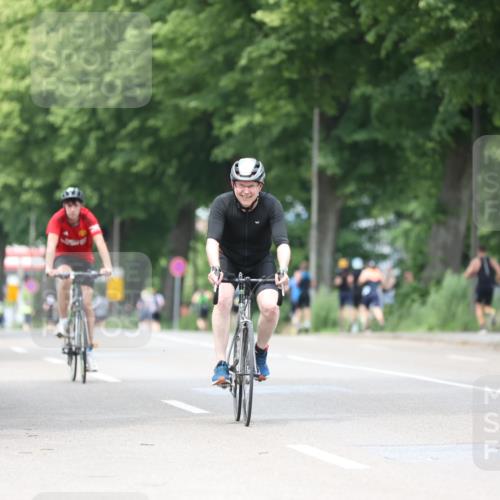 15.06.2025 - 7 Türme Triathlon Yannick Fuchs http://msf.ph/oto/7957250 15.06.2025 13:43:22 Radfahren 759, 787, 795, 834, 1110 meine-sportfotos.de