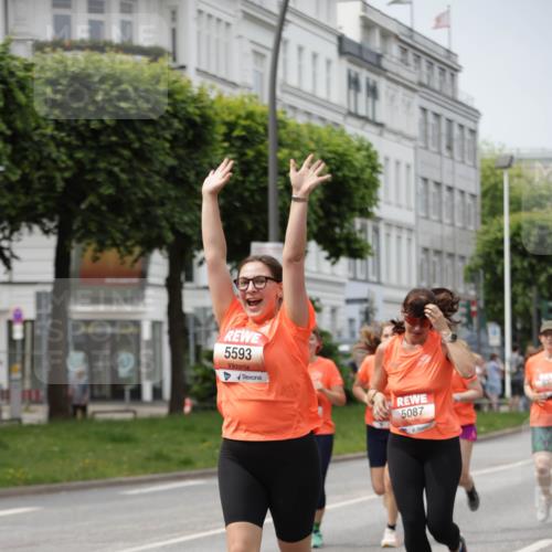 15.06.2025 - REWE Women's Run Jannik Wohlers http://msf.ph/oto/7957267 15.06.2025 09:43:55 Laufen 5593, 5087 meine-sportfotos.de