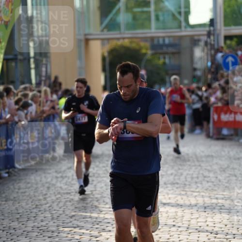 13.06.2025 - Holstenköstenlauf Felixshl http://msf.ph/oto/7957276 13.06.2025 19:48:07 Laufen 2064, 2147, 2183, 2344, 2477, 3574, 3575, 3603 meine-sportfotos.de