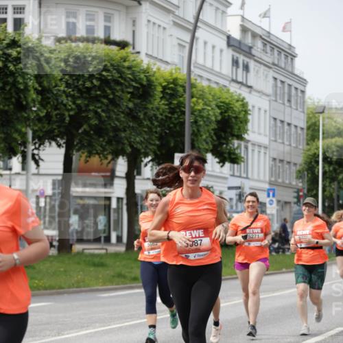 15.06.2025 - REWE Women's Run Jannik Wohlers http://msf.ph/oto/7957280 15.06.2025 09:43:56 Laufen 5271, 5662, 5987 meine-sportfotos.de