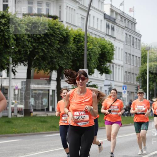 15.06.2025 - REWE Women's Run Jannik Wohlers http://msf.ph/oto/7957284 15.06.2025 09:43:56 Laufen 5271, 5455, 5087 meine-sportfotos.de