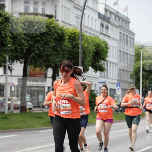 15.06.2025 - REWE Women's Run Jannik Wohlers http://msf.ph/oto/7957289 15.06.2025 09:43:57 Laufen 5087, 5271 meine-sportfotos.de