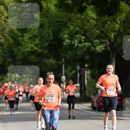 15.06.2025 - REWE Women's Run Dr. Thomas Lammeyer http://msf.ph/oto/7957300 15.06.2025 09:47:33 Laufen 10745, 2, 30, 10768 meine-sportfotos.de