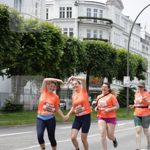 15.06.2025 - REWE Women's Run Jannik Wohlers http://msf.ph/oto/7957322 15.06.2025 09:43:58 Laufen 5662, 5598, 5271, 5455 meine-sportfotos.de