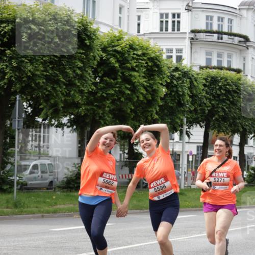 15.06.2025 - REWE Women's Run Jannik Wohlers http://msf.ph/oto/7957338 15.06.2025 09:43:59 Laufen 5662, 5598, 5271 meine-sportfotos.de