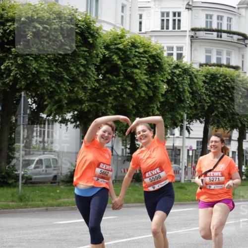 15.06.2025 - REWE Women's Run Jannik Wohlers http://msf.ph/oto/7957341 15.06.2025 09:43:59 Laufen 5662, 5598, 5271 meine-sportfotos.de