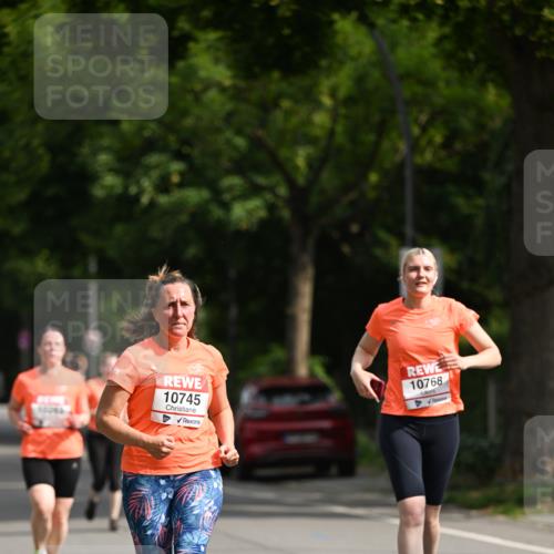 15.06.2025 - REWE Women's Run Dr. Thomas Lammeyer http://msf.ph/oto/7957353 15.06.2025 09:47:35 Laufen 10745, 10768 meine-sportfotos.de