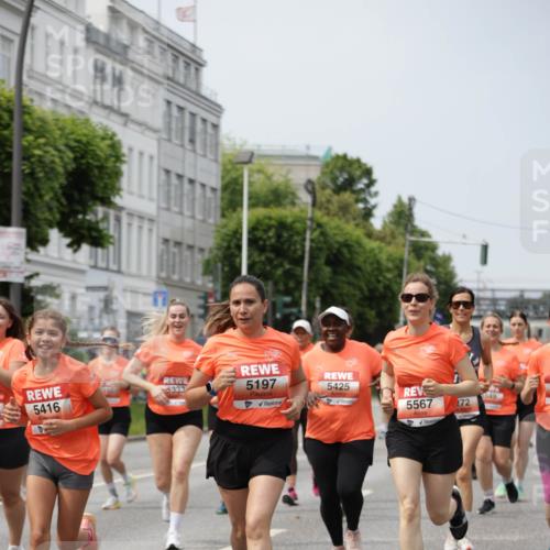 15.06.2025 - REWE Women's Run Jannik Wohlers http://msf.ph/oto/7957361 15.06.2025 09:44:00 Laufen 5416, 3333, 5197, 5425, 5567, 272, 549 meine-sportfotos.de