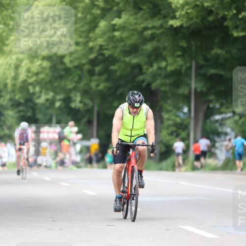 15.06.2025 - 7 Türme Triathlon Yannick Fuchs http://msf.ph/oto/7957447 15.06.2025 13:43:51 Radfahren 382, 705, 1080 meine-sportfotos.de