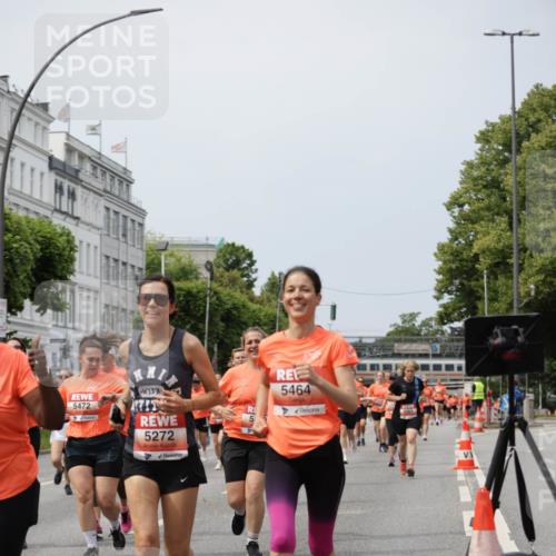 15.06.2025 - REWE Women's Run Jannik Wohlers http://msf.ph/oto/7957470 15.06.2025 09:44:03 Laufen 5472, 5272, 5464 meine-sportfotos.de