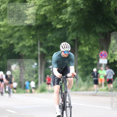 15.06.2025 - 7 Türme Triathlon Yannick Fuchs http://msf.ph/oto/7957516 15.06.2025 13:44:00 Radfahren 662, 732, 1128, 1151, 1184 meine-sportfotos.de
