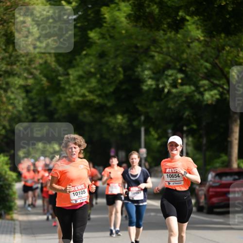 15.06.2025 - REWE Women's Run Dr. Thomas Lammeyer http://msf.ph/oto/7957559 15.06.2025 09:47:46 Laufen 10105, 10654 meine-sportfotos.de