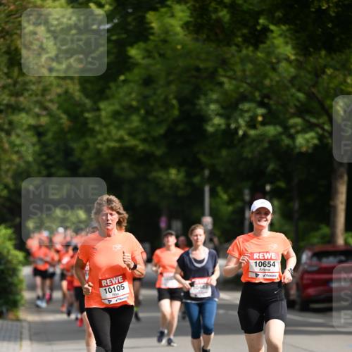 15.06.2025 - REWE Women's Run Dr. Thomas Lammeyer http://msf.ph/oto/7957566 15.06.2025 09:47:46 Laufen 10105, 10654 meine-sportfotos.de