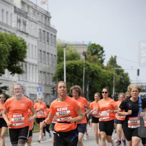 15.06.2025 - REWE Women's Run Jannik Wohlers http://msf.ph/oto/7957621 15.06.2025 09:44:06 Laufen 5158, 5227, 5264, 5064, 55 meine-sportfotos.de
