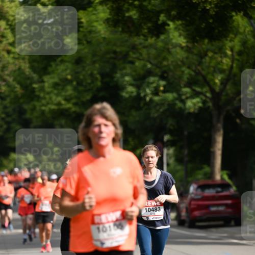 15.06.2025 - REWE Women's Run Dr. Thomas Lammeyer http://msf.ph/oto/7957629 15.06.2025 09:47:49 Laufen 10105, 10483 meine-sportfotos.de