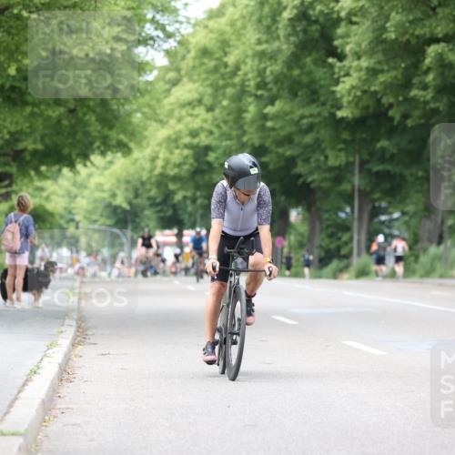 15.06.2025 - 7 Türme Triathlon Yannick Fuchs http://msf.ph/oto/7957672 15.06.2025 13:44:37 Radfahren 228, 593, 754, 845, 865, 1196 meine-sportfotos.de