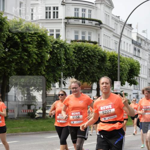 15.06.2025 - REWE Women's Run Jannik Wohlers http://msf.ph/oto/7957683 15.06.2025 09:44:08 Laufen 410, 5158, 5227 meine-sportfotos.de