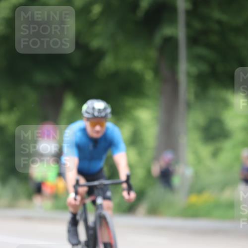 15.06.2025 - 7 Türme Triathlon Yannick Fuchs http://msf.ph/oto/7957715 15.06.2025 13:44:41 Radfahren 228, 321, 371, 555, 593, 754, 845, 865 meine-sportfotos.de