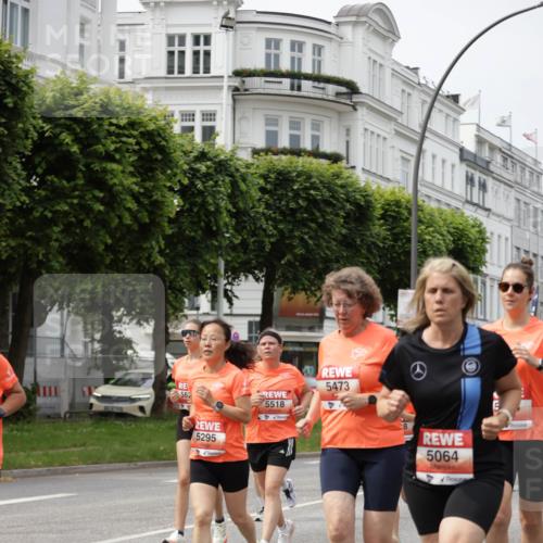 15.06.2025 - REWE Women's Run Jannik Wohlers http://msf.ph/oto/7957739 15.06.2025 09:44:09 Laufen 562, 5295, 5518, 5473, 4, 8, 5064 meine-sportfotos.de