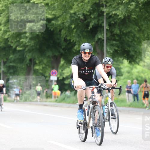 15.06.2025 - 7 Türme Triathlon Yannick Fuchs http://msf.ph/oto/7957752 15.06.2025 13:44:44 Radfahren 228, 321, 371, 520, 555, 593, 668, 754, 865, 1189 meine-sportfotos.de