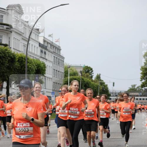 15.06.2025 - REWE Women's Run Jannik Wohlers http://msf.ph/oto/7957789 15.06.2025 09:44:11 Laufen 38, 5503, 5307, 5236, 5434, 5385, 5308 meine-sportfotos.de