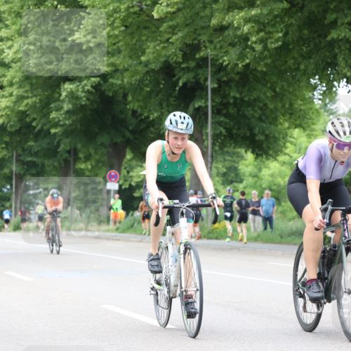 15.06.2025 - 7 Türme Triathlon Yannick Fuchs http://msf.ph/oto/7957812 15.06.2025 13:44:49 Radfahren 216, 321, 352, 371, 520, 555, 668, 1050, 1159, 1189 meine-sportfotos.de