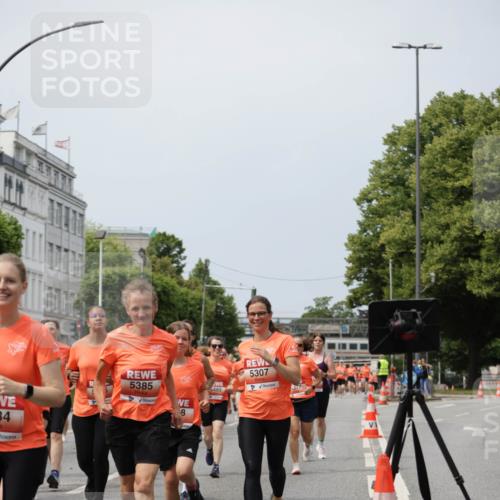 15.06.2025 - REWE Women's Run Jannik Wohlers http://msf.ph/oto/7957819 15.06.2025 09:44:12 Laufen 34, 5385, 8, 5489, 5307 meine-sportfotos.de