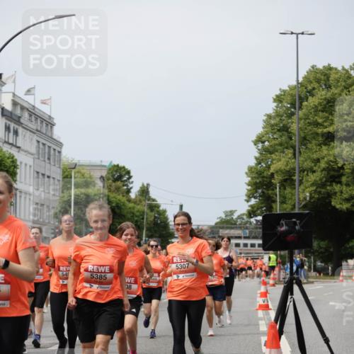15.06.2025 - REWE Women's Run Jannik Wohlers http://msf.ph/oto/7957822 15.06.2025 09:44:12 Laufen 5385, 5307 meine-sportfotos.de