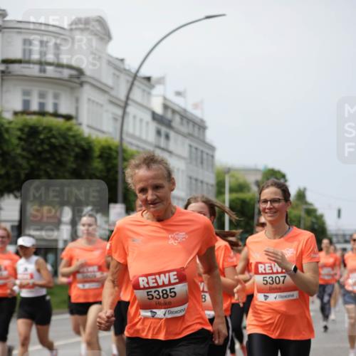 15.06.2025 - REWE Women's Run Jannik Wohlers http://msf.ph/oto/7957883 15.06.2025 09:44:13 Laufen 5385, 8, 5307 meine-sportfotos.de
