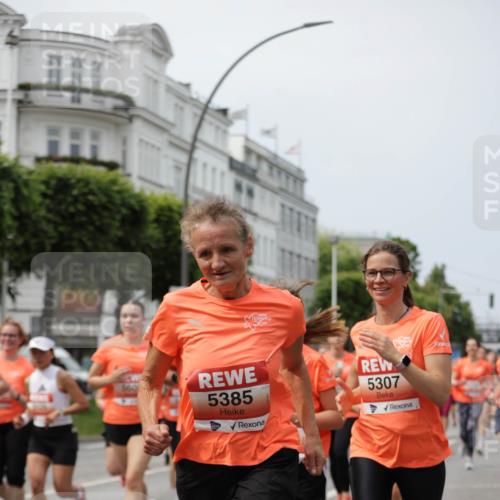 15.06.2025 - REWE Women's Run Jannik Wohlers http://msf.ph/oto/7957886 15.06.2025 09:44:13 Laufen 5385, 5307 meine-sportfotos.de