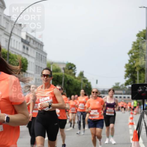 15.06.2025 - REWE Women's Run Jannik Wohlers http://msf.ph/oto/7957928 15.06.2025 09:44:14 Laufen  meine-sportfotos.de