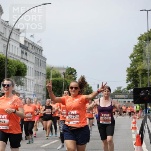 15.06.2025 - REWE Women's Run Jannik Wohlers http://msf.ph/oto/7957991 15.06.2025 09:44:15 Laufen 489, 5293, 55, 5377, 5302 meine-sportfotos.de