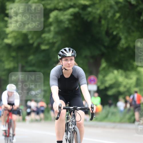 15.06.2025 - 7 Türme Triathlon Yannick Fuchs http://msf.ph/oto/7958016 15.06.2025 13:45:24 Radfahren 898, 1018, 1041 meine-sportfotos.de
